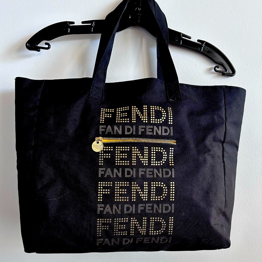 Fan di Fendi tote